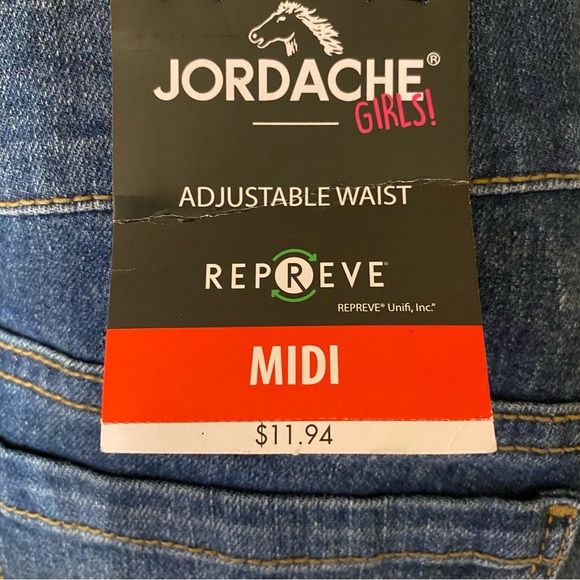 Jordache NWT Repreve Midi Denim Shorts with Crocheted Detail Girls Size 16 - Picture 6 of 6